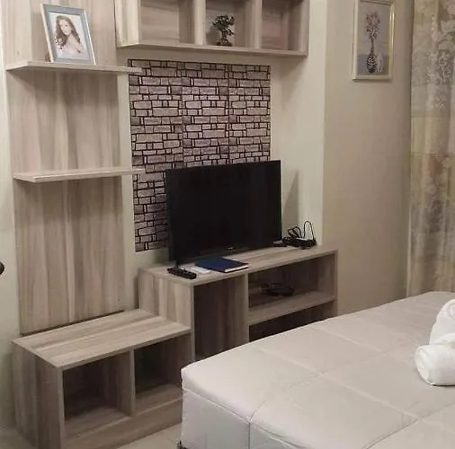 Charisse Studio 1 *